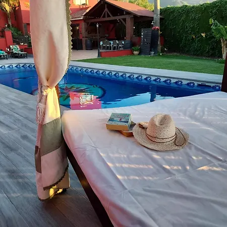 Casa De Invitados, Piscina Privada Y Barbacoa Holiday home *